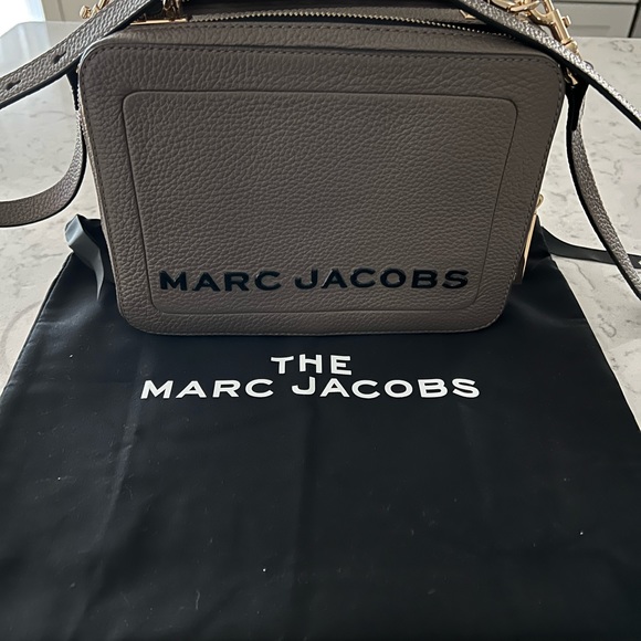 Women’s handbag - Picture 2 of 15